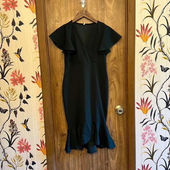 Pinkblush Dresses & Skirts - Dark green PinkBlush Maternity BodyCon dress